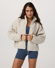 Vuori Alpine Jacket Women's Cozy Fleece Jacket in Bone