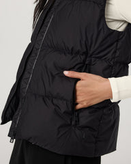 Vuori Alta Down Vest Women's Black Sleeveless Vest
