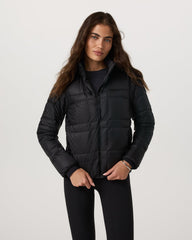 Vuori Women's Coordinate Packable Down Jacket Black Zip Up