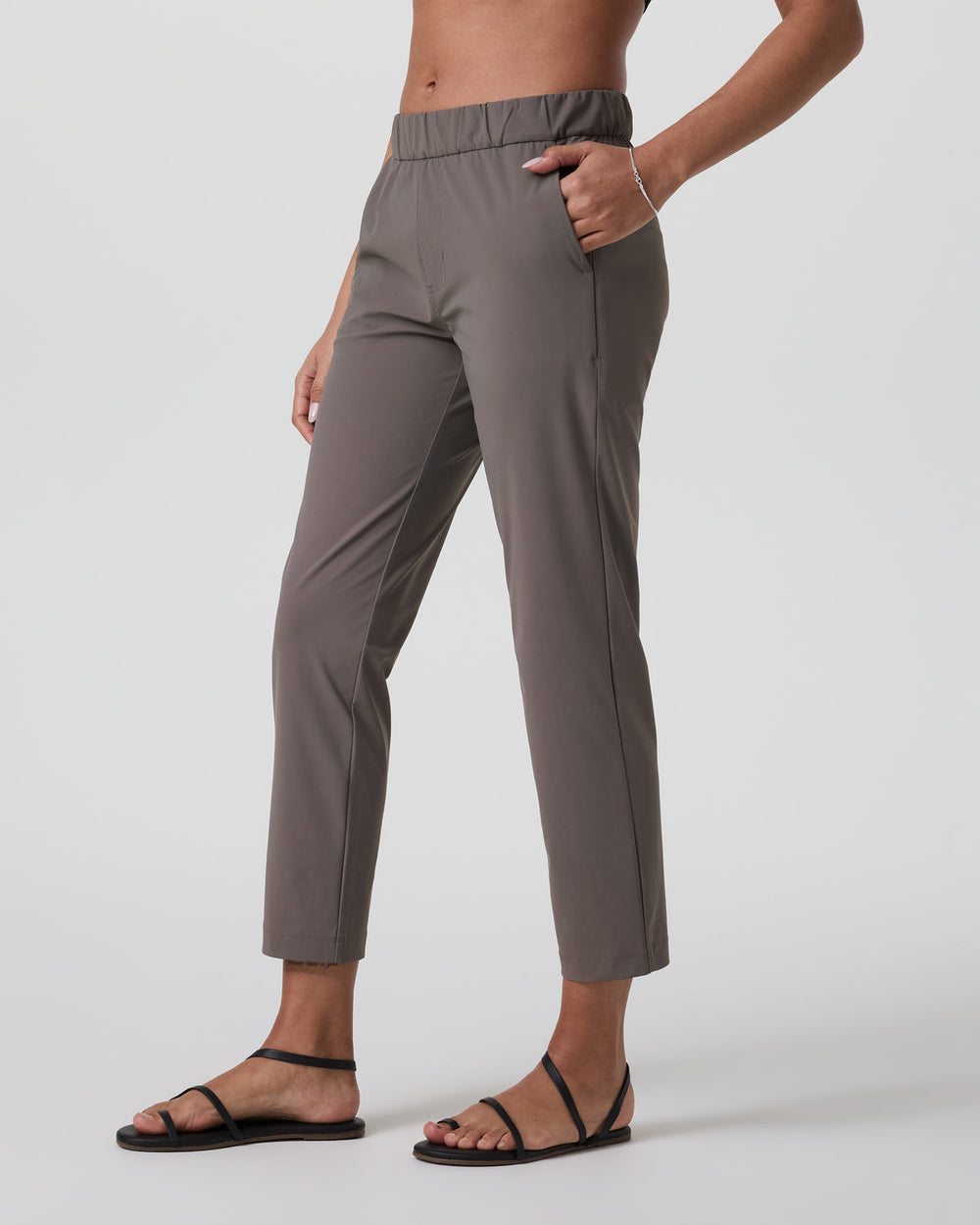 Vuori Miles Ankle Pant Women's Chia Cropped Pants