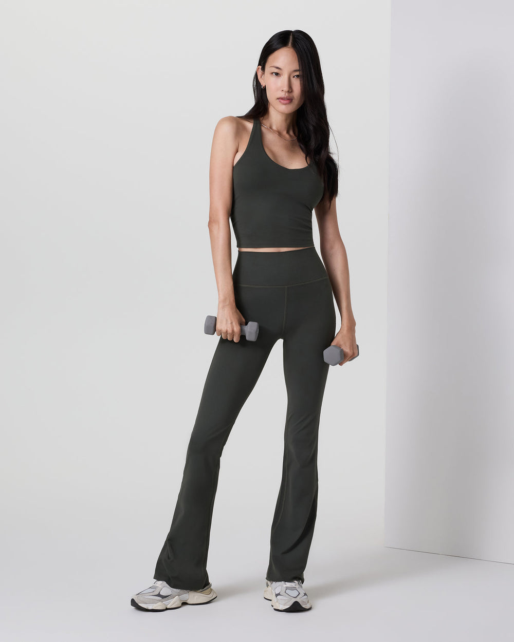 Vuori Halo Slim Flare Pant Women's Kale Pants