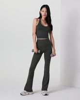Vuori Halo Slim Flare Pant Women's Kale Pants