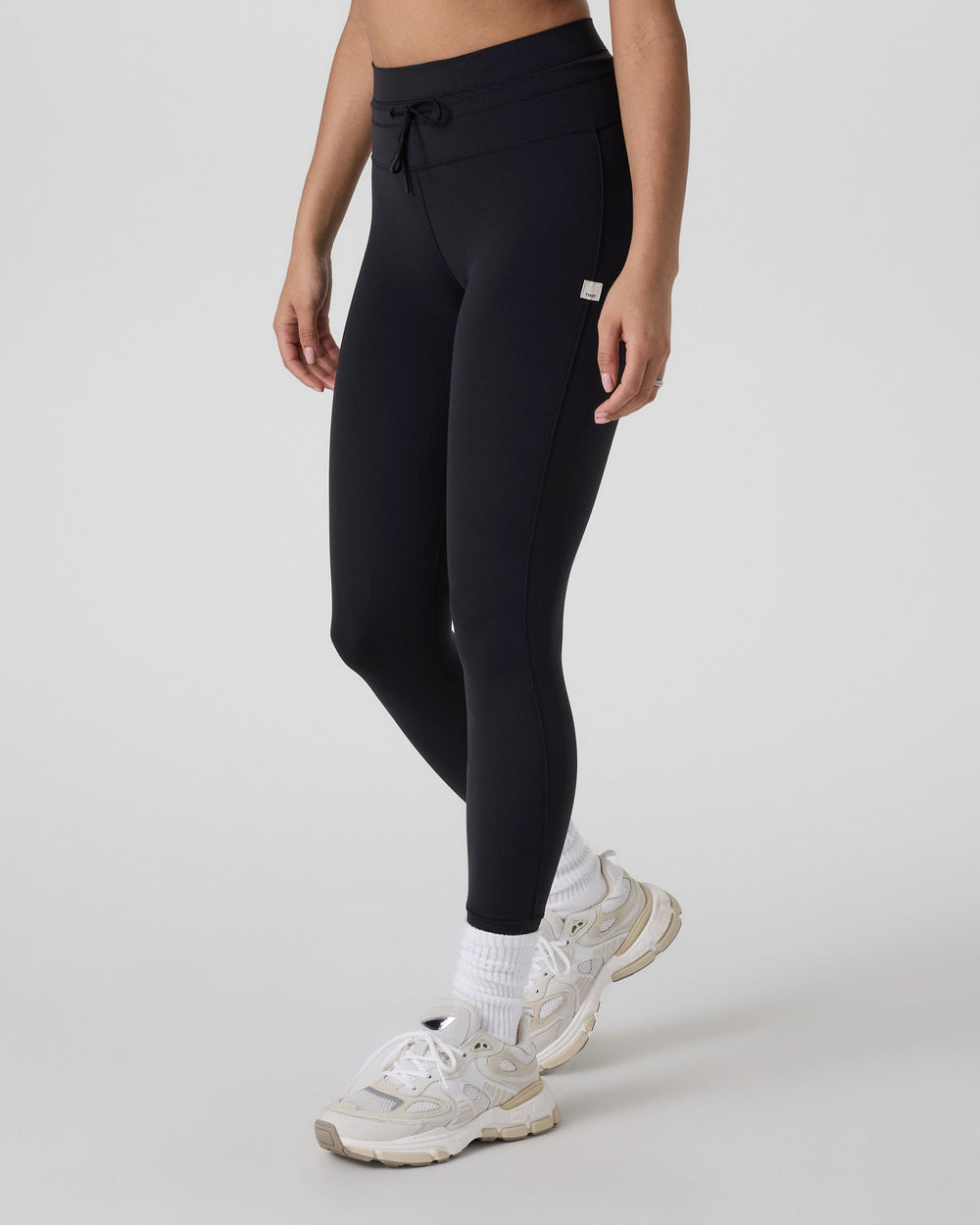 Vuori Women's Daily Form Legging - Short Black