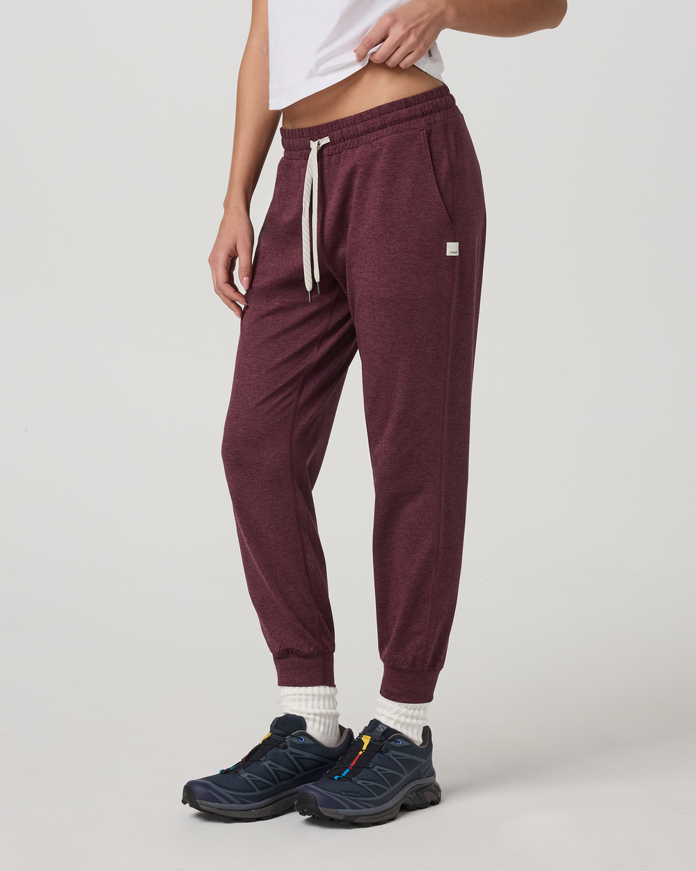 Vuori Performance Jogger - Long Women's Fig Heather Joggers
