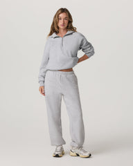 Vuori Women's Restore Classic Sweatpant Pale Grey Heather