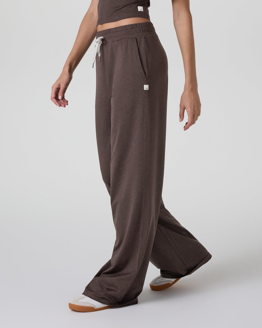 Vuori Halo Essential Wideleg Pant - Long Java Heather