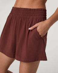Vuori Villa Short Women's Burnt Sienna Contemporary Shorts