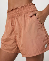 Vuori Dash Elevate Short Women's Desert Peach Fitness Shorts