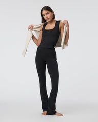 Vuori Halo Essential Scoop Tank Solid Black