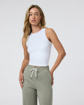 Vuori Pose Modern Tank White