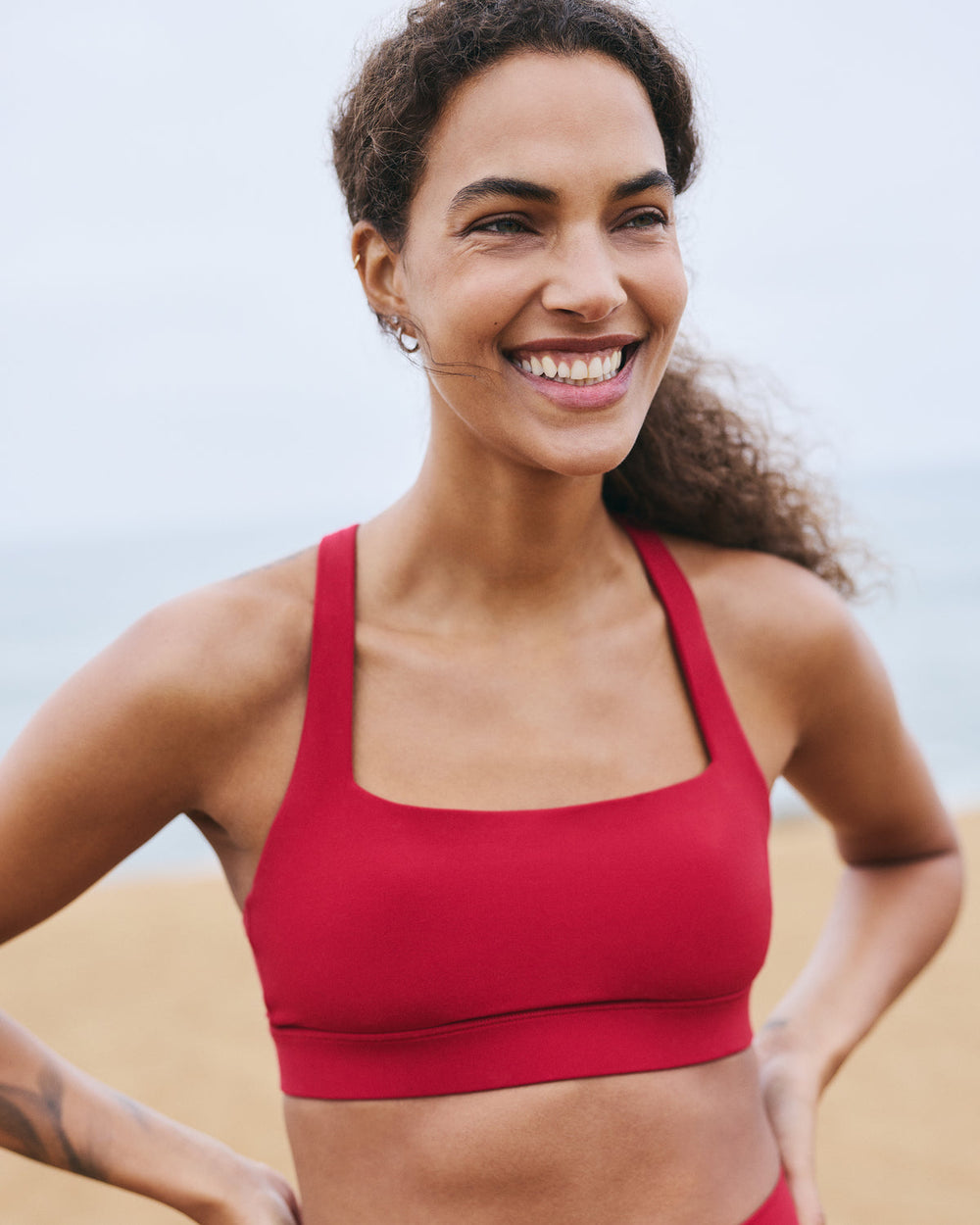 Vuori Daily Form Bra Women's Strawberry Sports Bra