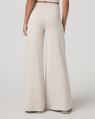 Vuori Halo Easy Wideleg Pant-Short Women's Ecru Heather Pants