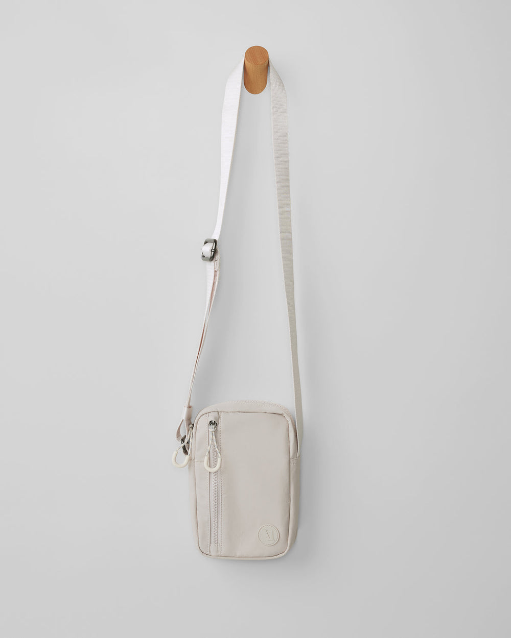 Vuori All Around Crossbody Ecru Bag