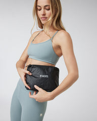 Vuori Aloha Small Pouch Black Splash Proof Bag