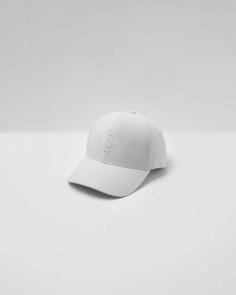 Vuori Signal Golf Hat White Active Hat Clothing