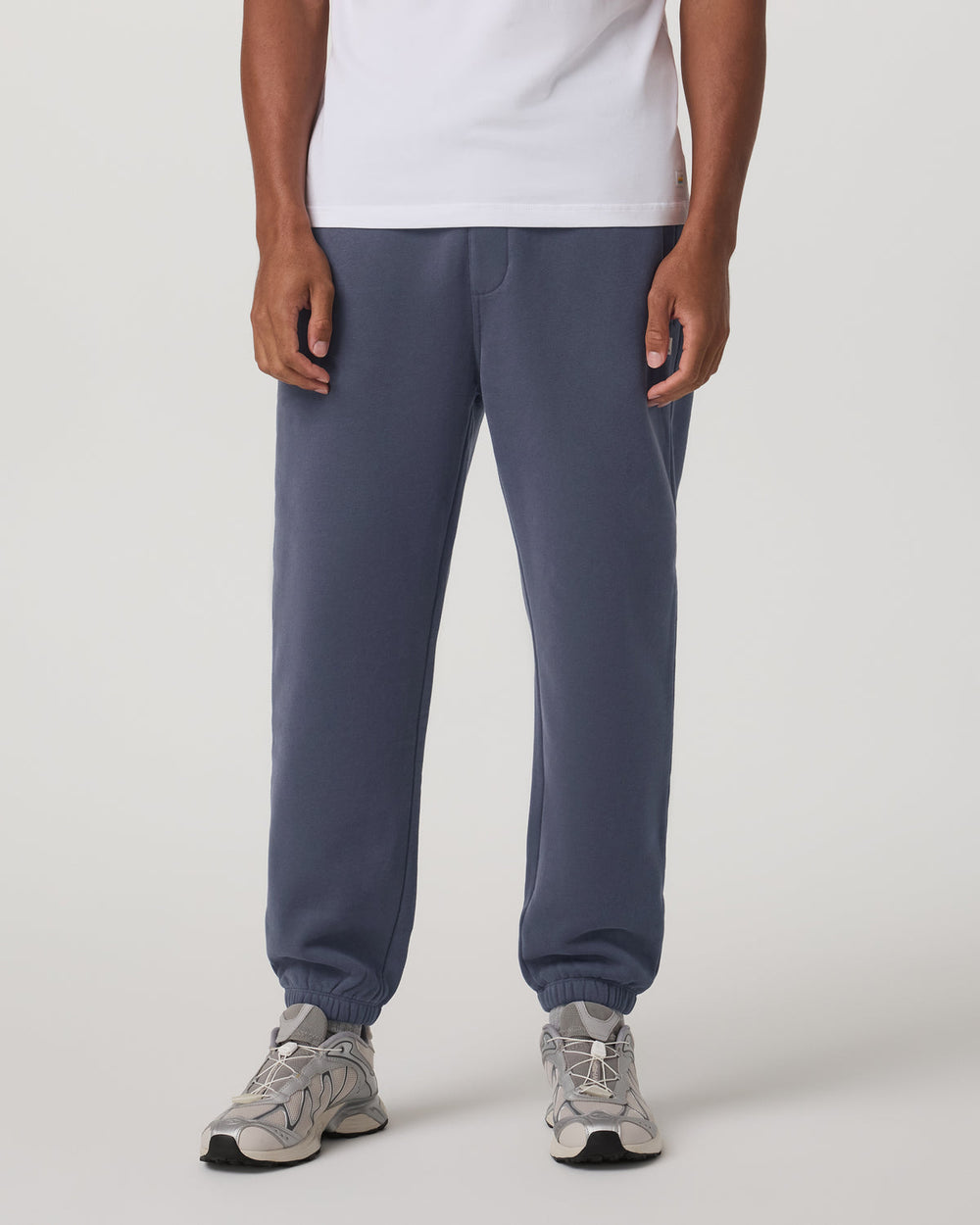 Vuori Seaside Sweatpant 28" Men's Relaxed Fit Azure Sweatpant
