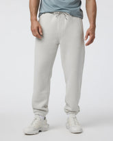 Vuori Seaside Sweatpant 28" Men's Relaxed Fit Salt Pants