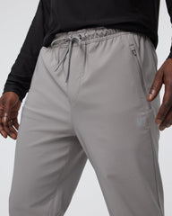 Vuori Train Tech Pant Men's Shiitake Training Pants