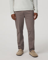 Vuori Men's Kore Everyday Pant Lined Classic 30" Smokey Taupe