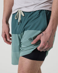 Vuori Trail Short 2.0 Light Deep Sea Stripe/Salt