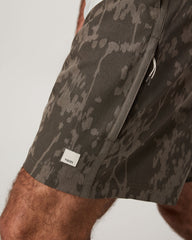 Vuori Banks Session Short Unlined 7" Root Earth Linen Texture