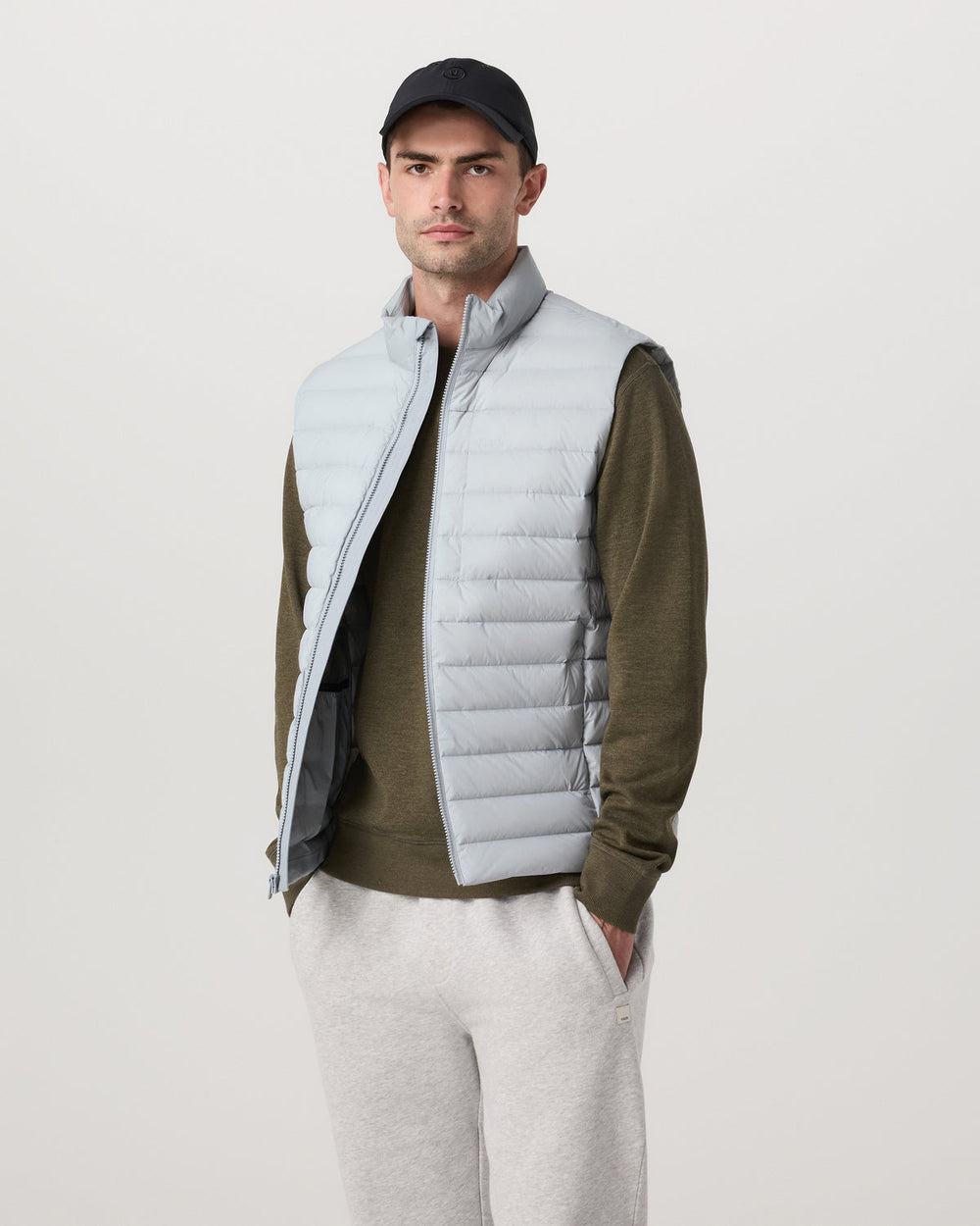 Vuori Steadfast Insulated Vest Men's Sea Fog Vest
