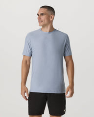 Vuori Strato Tech Tee Men's Blue Dusk Heather T-Shirt