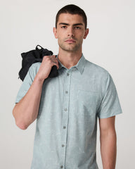Vuori Short Sleeve Bridge Button Down Men's Chalk Blue Shirt