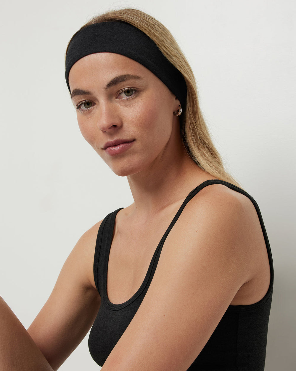 Vuori Halo Headband Black Heather Performance Headband