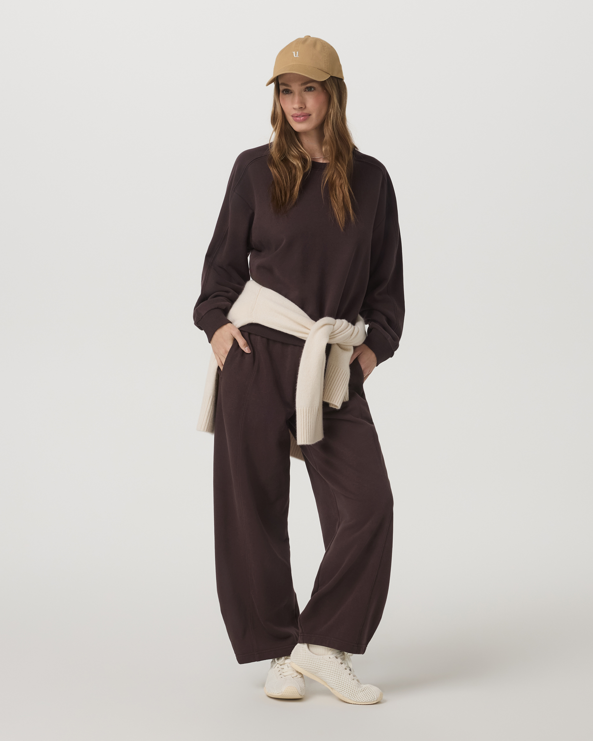 Vuori Sedona Seams Crew Women's French Roast Sweatshirt