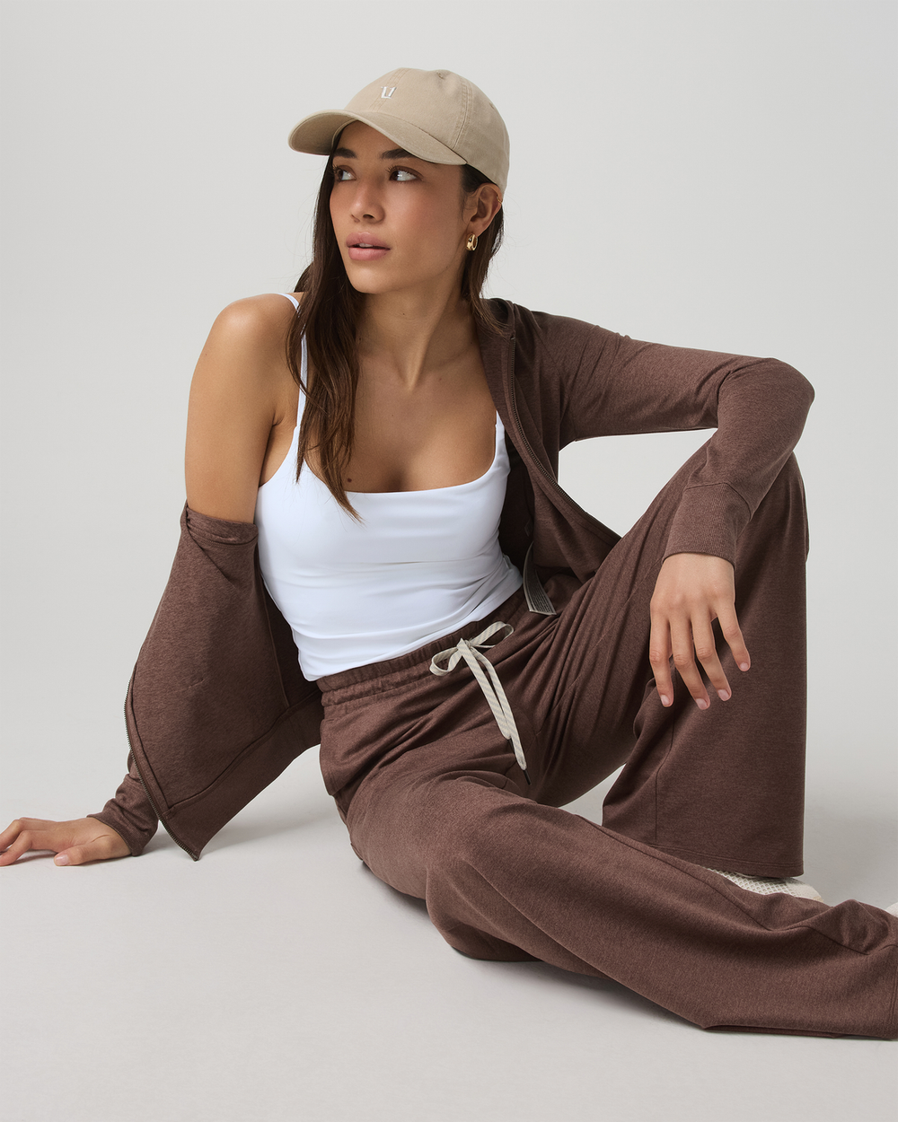 Vuori Halo Mini Full Zip Hoodie Women's Sable Heather Hoodie