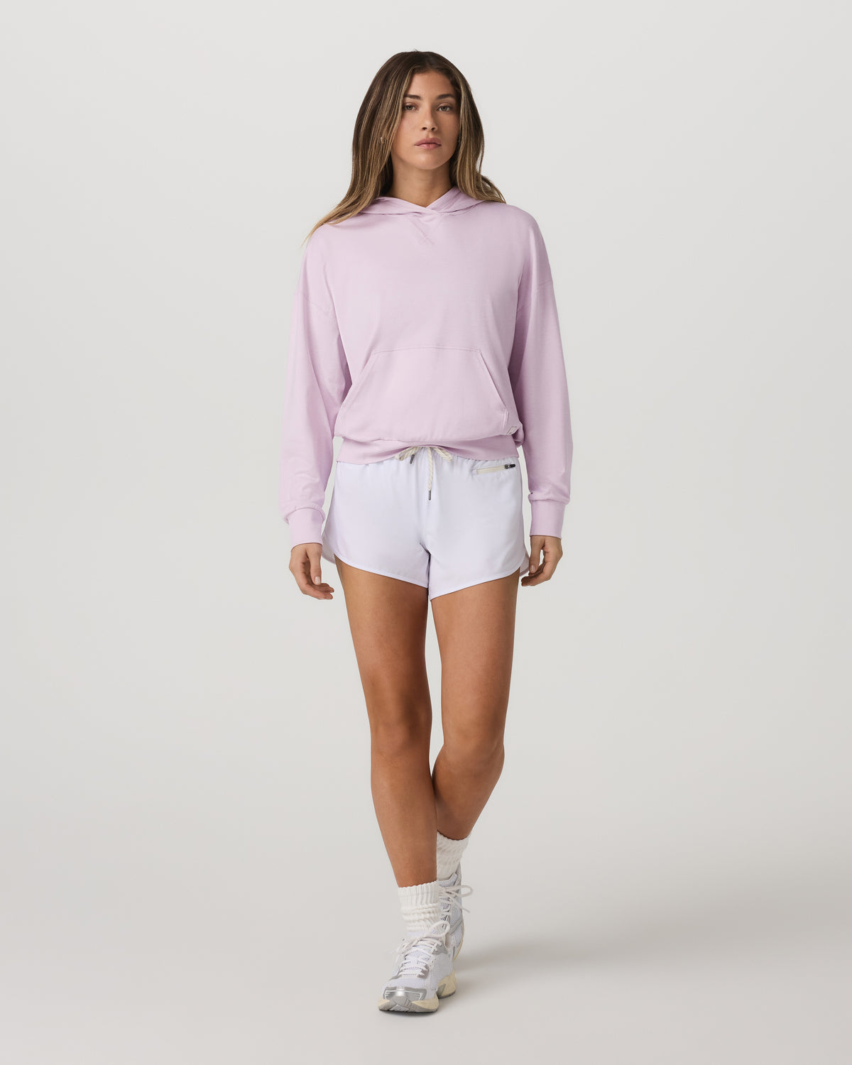 Vuori Women's Halo Modern Pullover Hoodie Lilac Breeze Heather