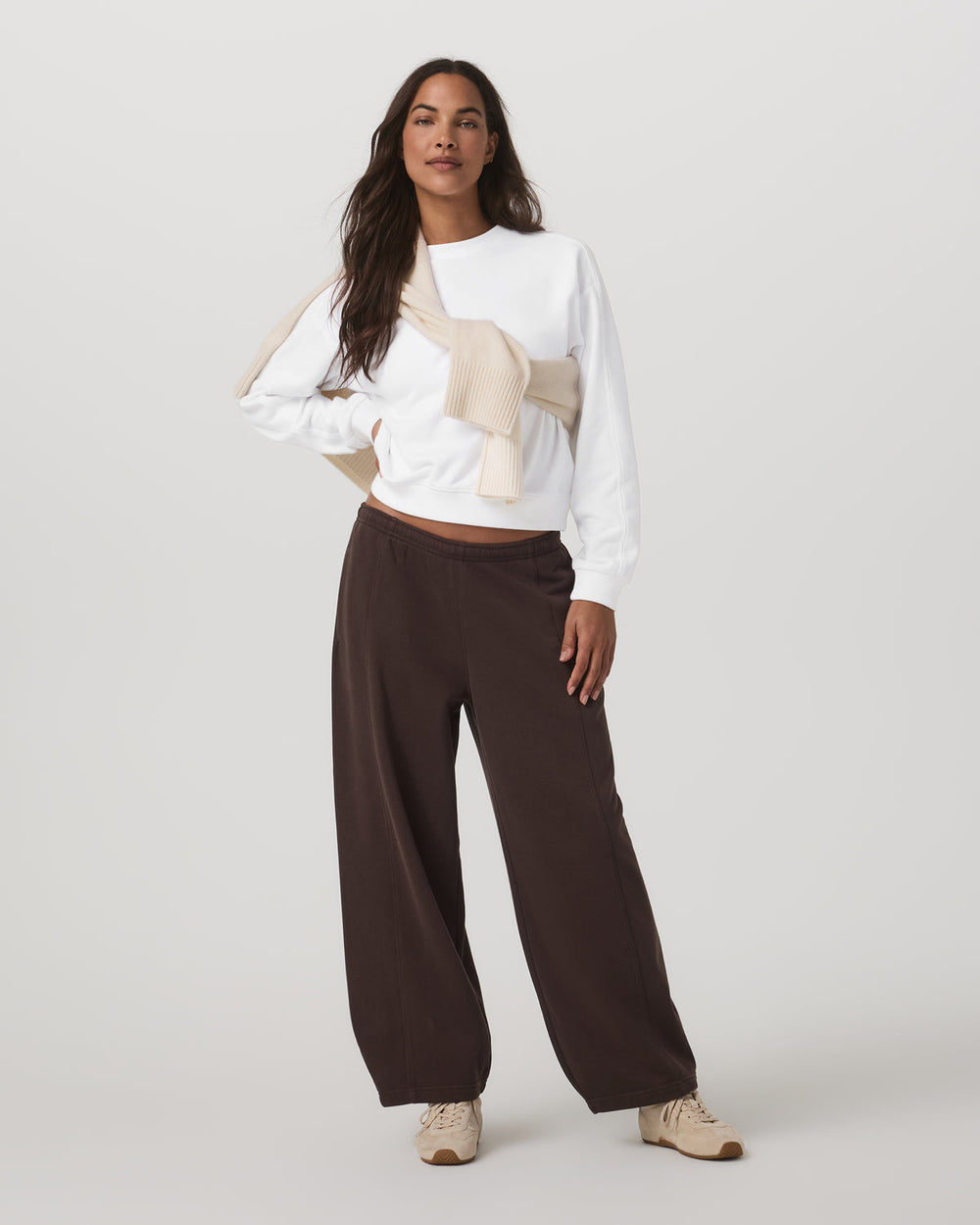 Vuori Sedona Seams Crew Women's White Fleece Sweatshirt