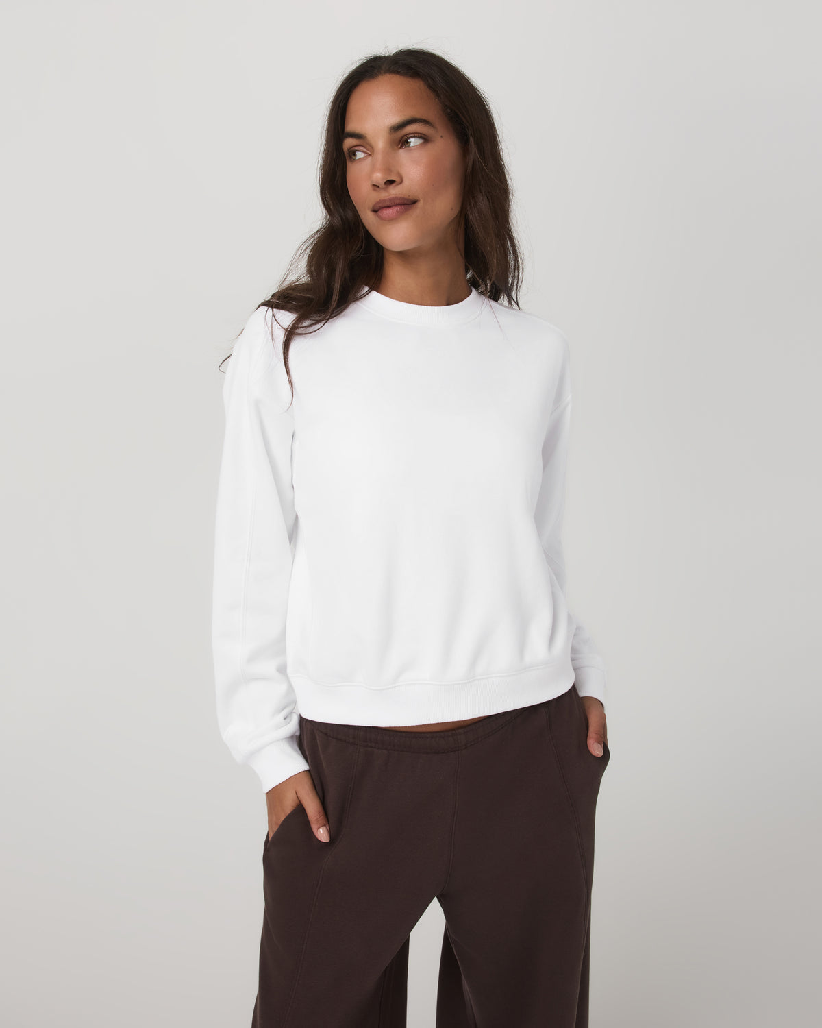 Vuori Sedona Seams Crew Women's White Fleece Sweatshirt