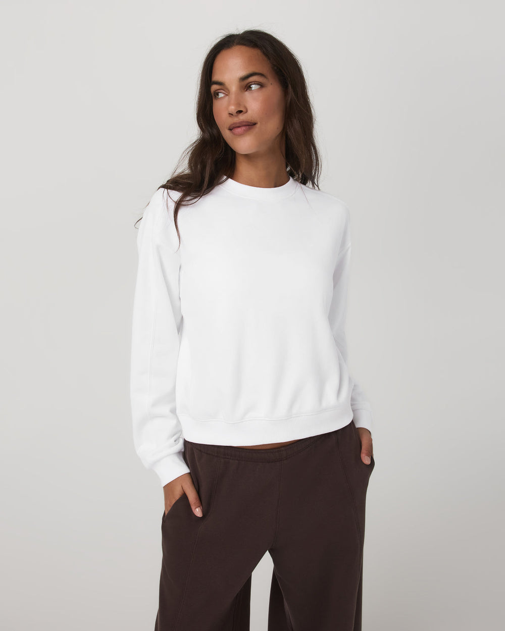 Vuori Sedona Seams Crew Women's White Fleece Sweatshirt