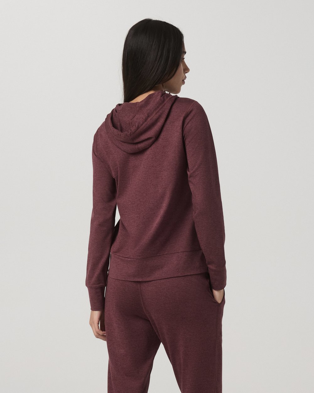 Vuori Women's Halo Performance Hoodie 2.0 Fig Heather