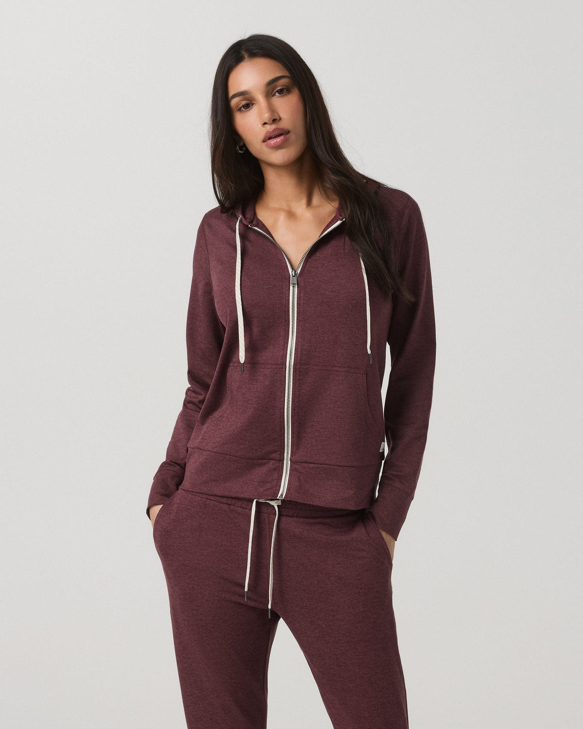 Vuori Women's Halo Performance Hoodie 2.0 Fig Heather