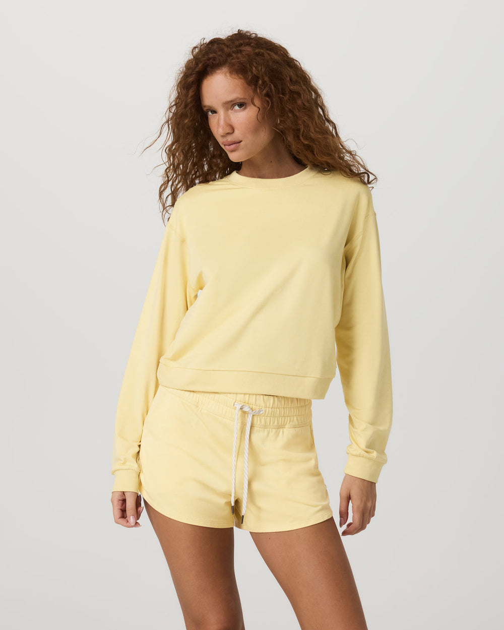 Vuori Halo Modern Crew Lemon Snap Heather Lounge Sweatshirt