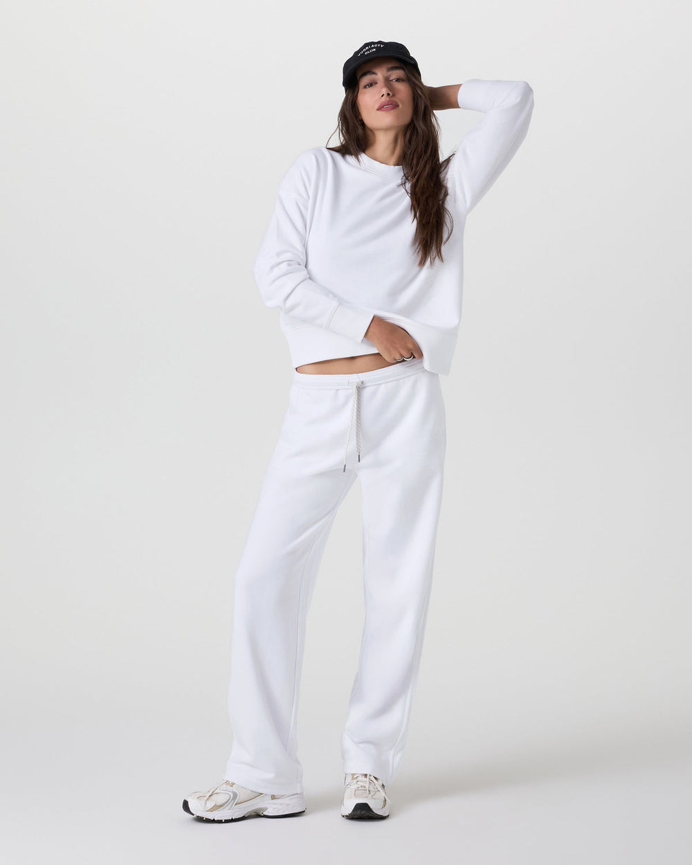 Vuori Sedona Weekender Crew Women's White Pullover