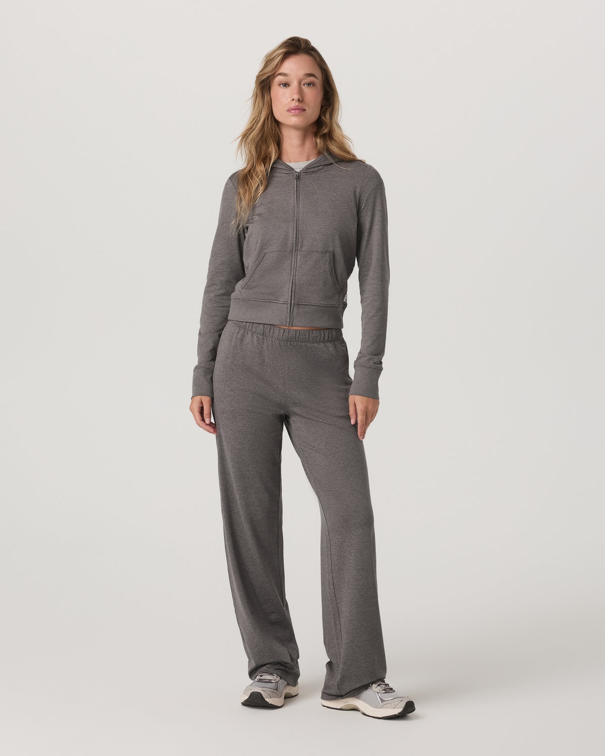 Vuori Halo Mini FZ Hoodie Women's Chia Heather Hoodie