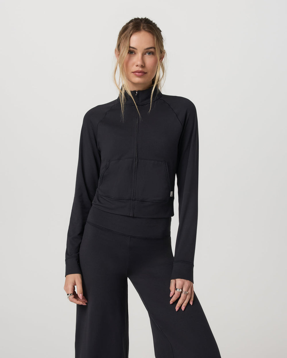 Vuori Halo Mini Track Jacket Women's Solid Black Cropped Zip-Up
