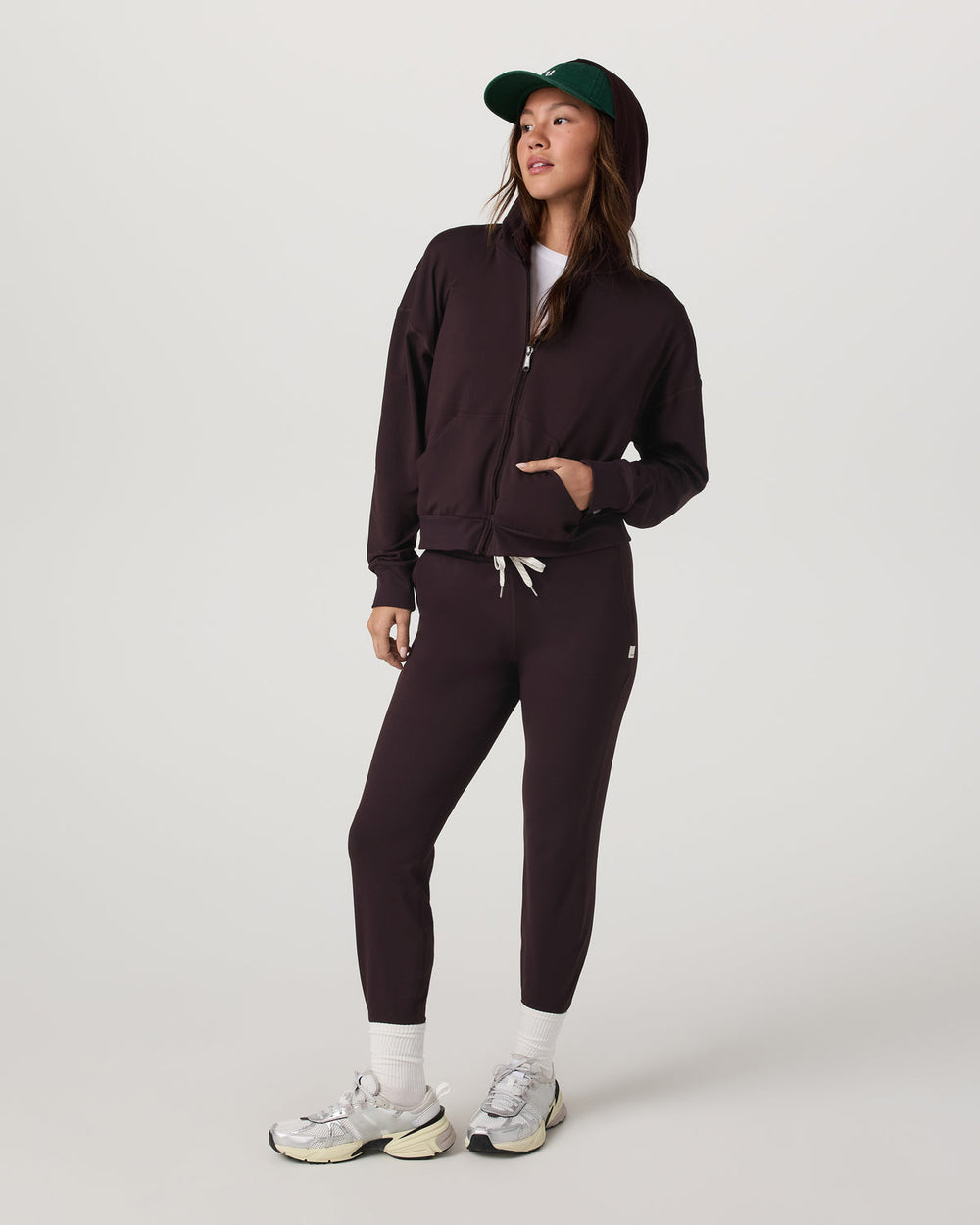 Vuori Halo Full Zip Hoodie Women's Raisin Hoodie