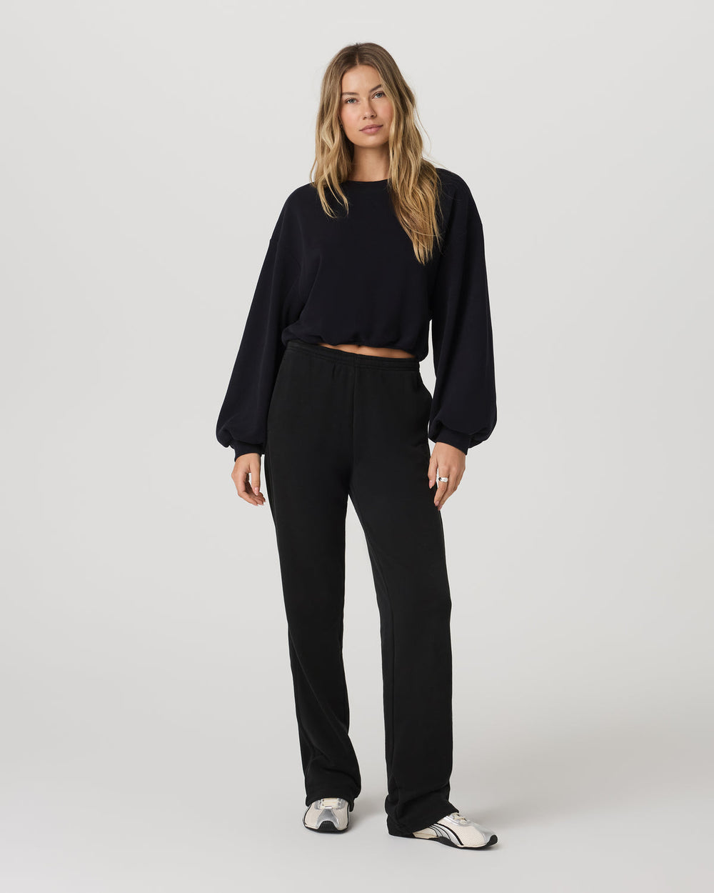 Vuori Sedona Bubble Crew Women's Black Pullover Crewneck