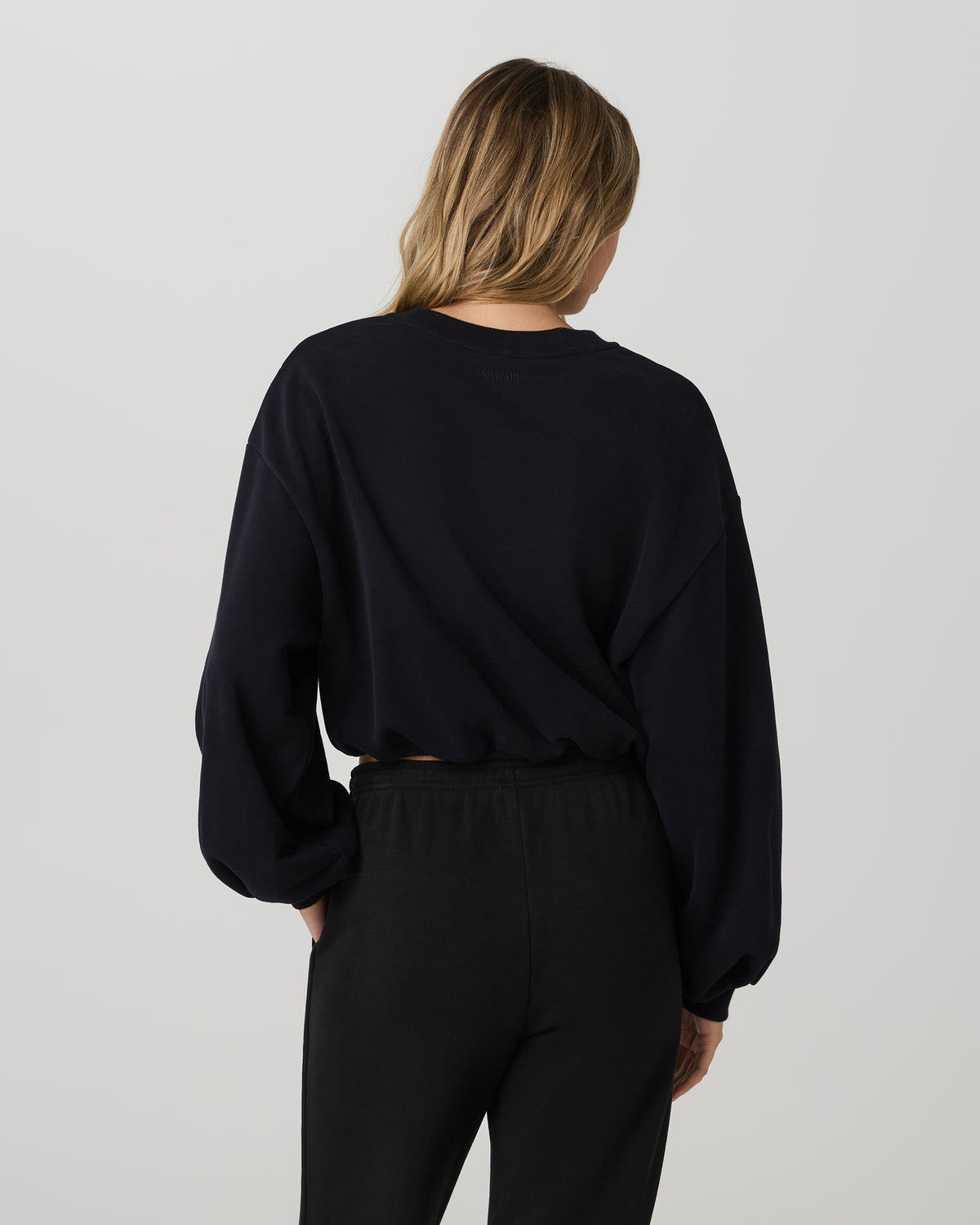 Vuori Sedona Bubble Crew Women's Black Pullover Crewneck