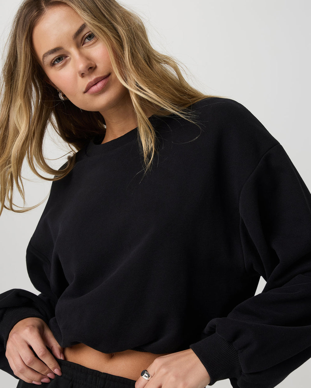 Vuori Sedona Bubble Crew Women's Black Pullover Crewneck