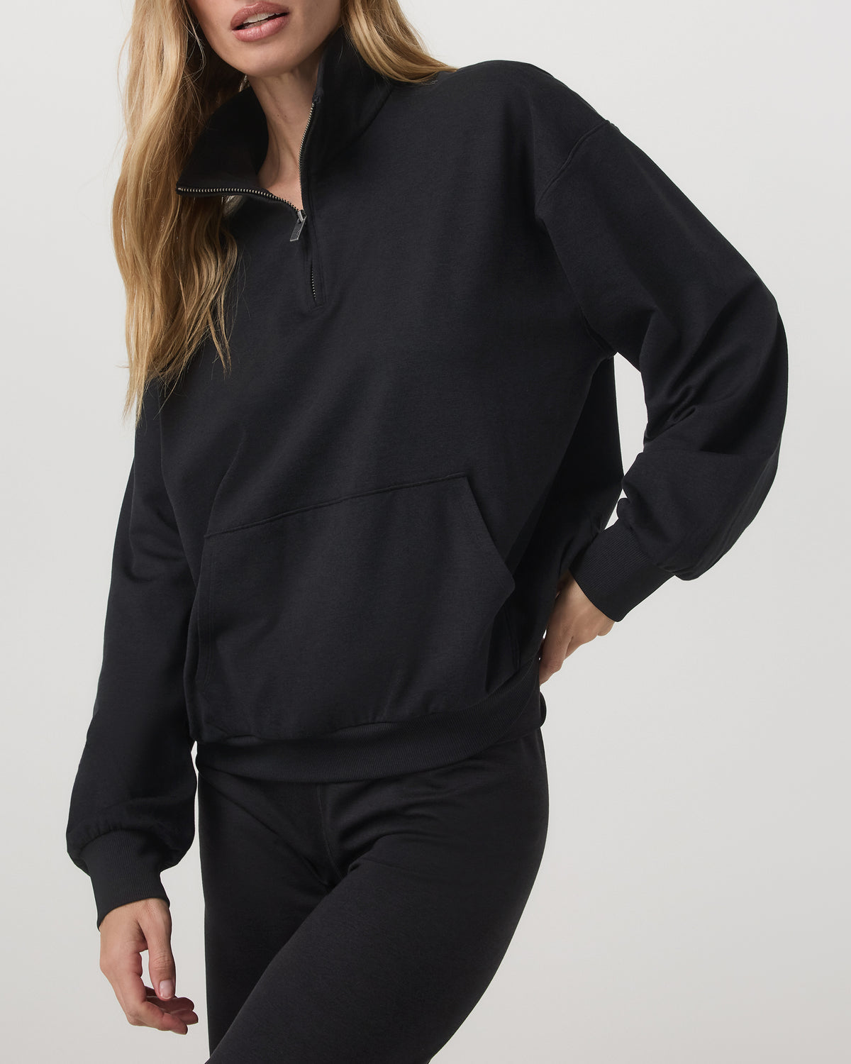 Vuori Granite Half Zip Black Heather Pullover Sweatshirt