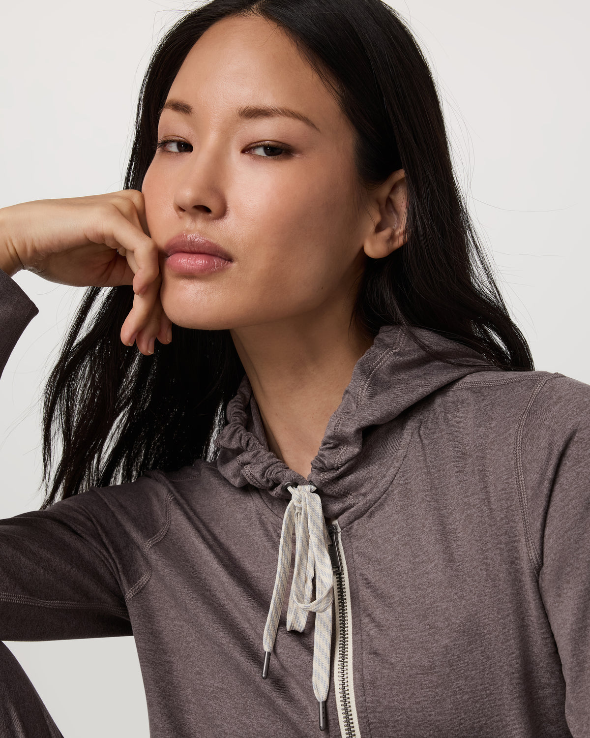 Vuori Halo Performance Hoodie 2.0 Women's Huckleberry Hoodie