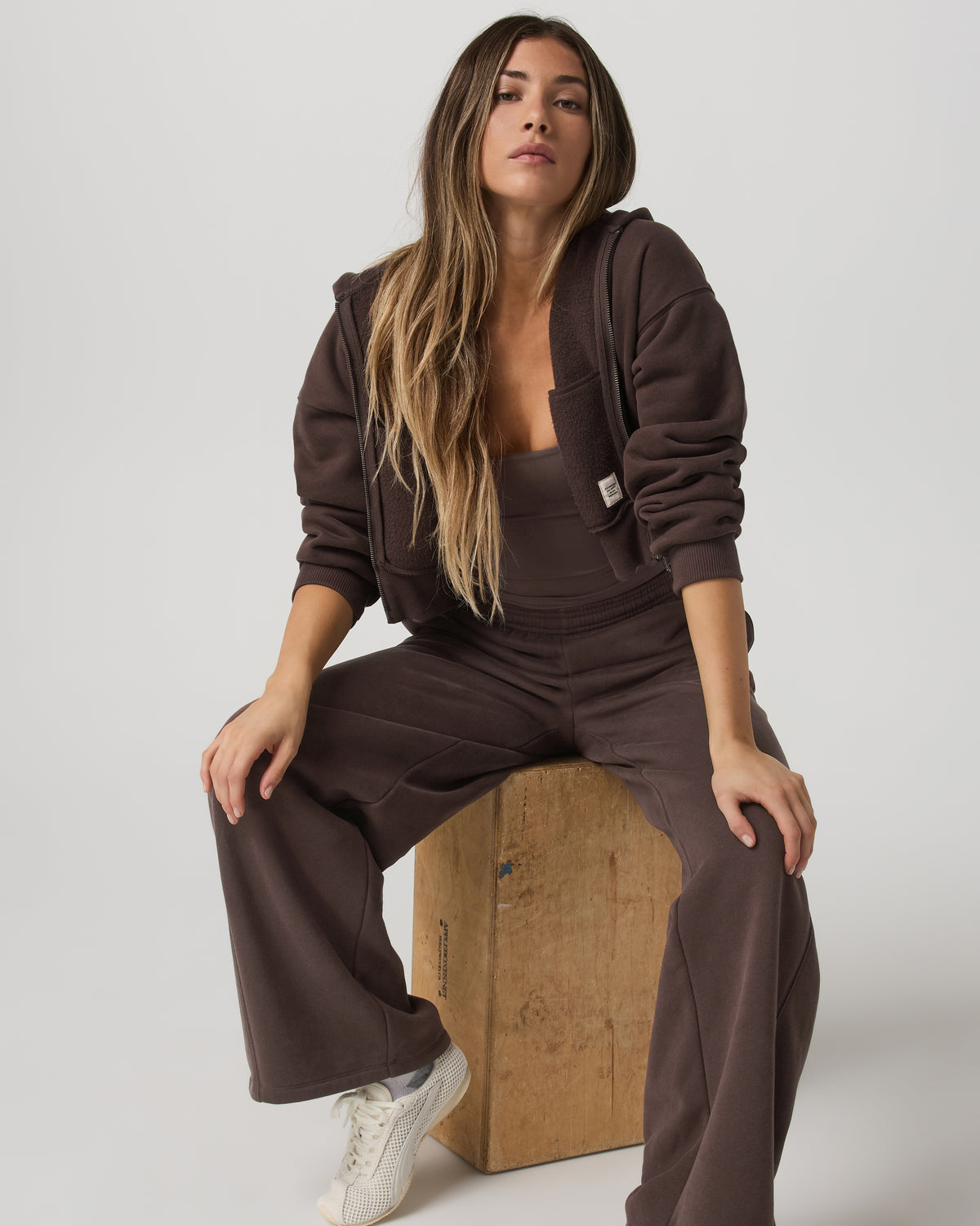 Vuori Restore Mini Full Zip Hoodie Women's Java Jacket