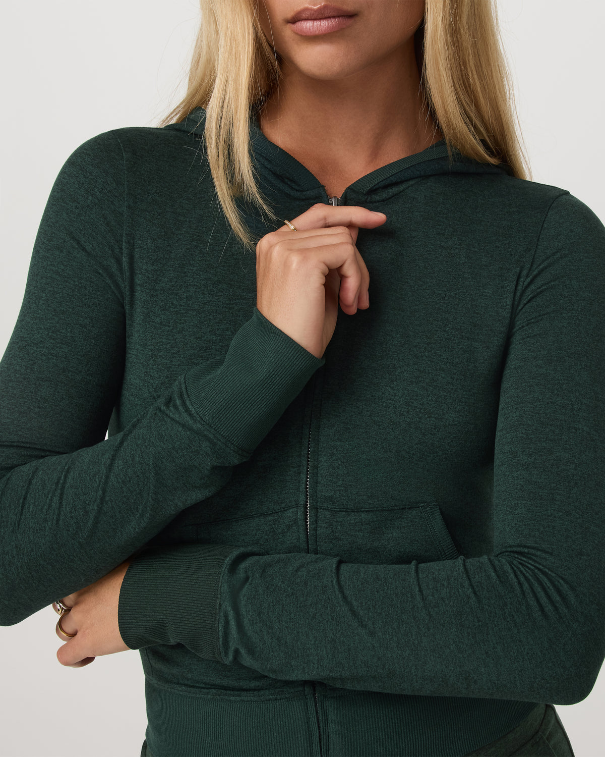Vuori Halo Mini FZ Hoodie Women's Evergreen Heather Hoodie