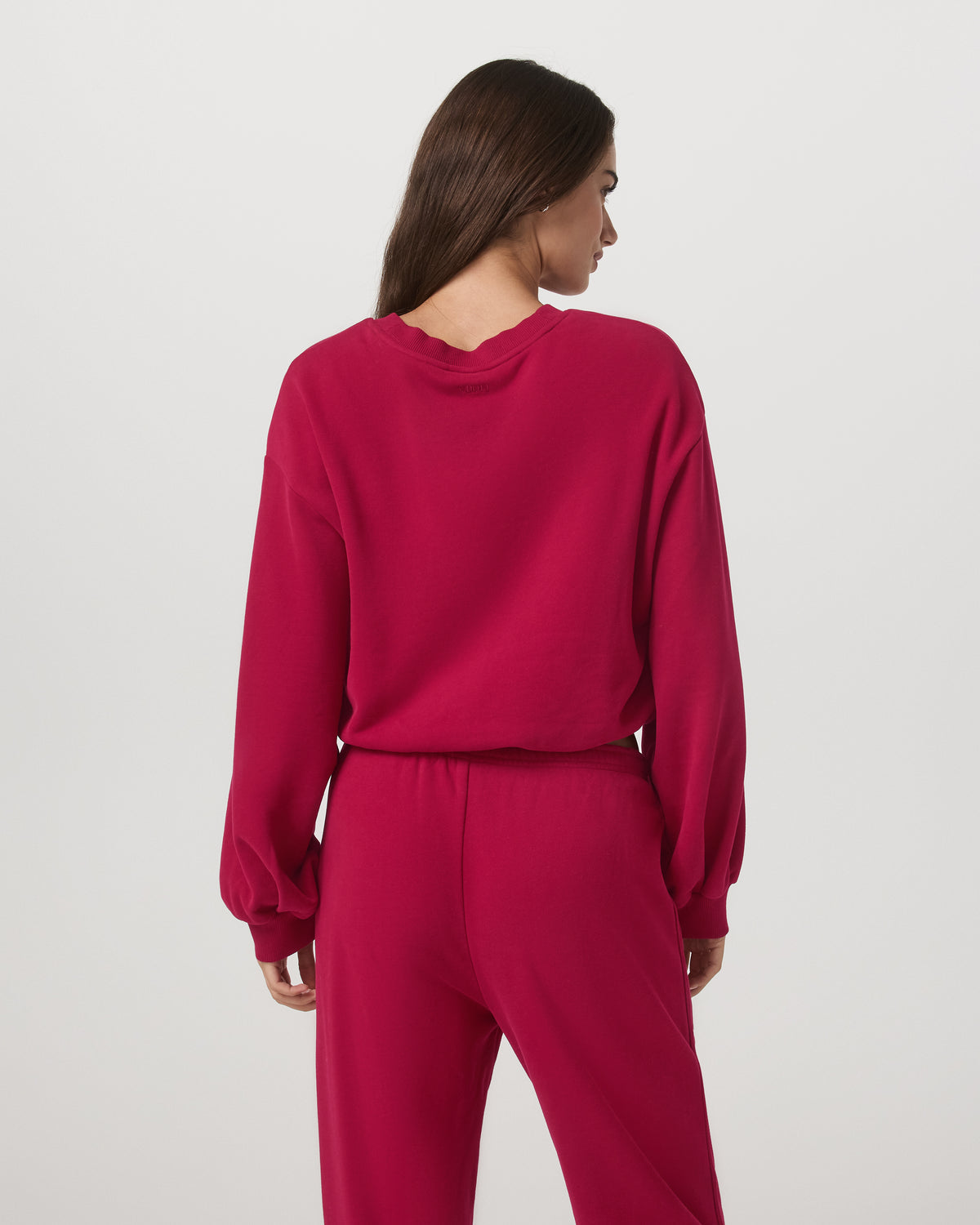Vuori Sedona Bubble Crew Women's Strawberry Pullover Crewneck